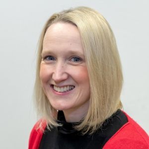 Dr Gillian Brearton